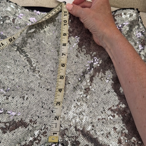 Grey Lab silver sequin biker short - Picture 4 of 6